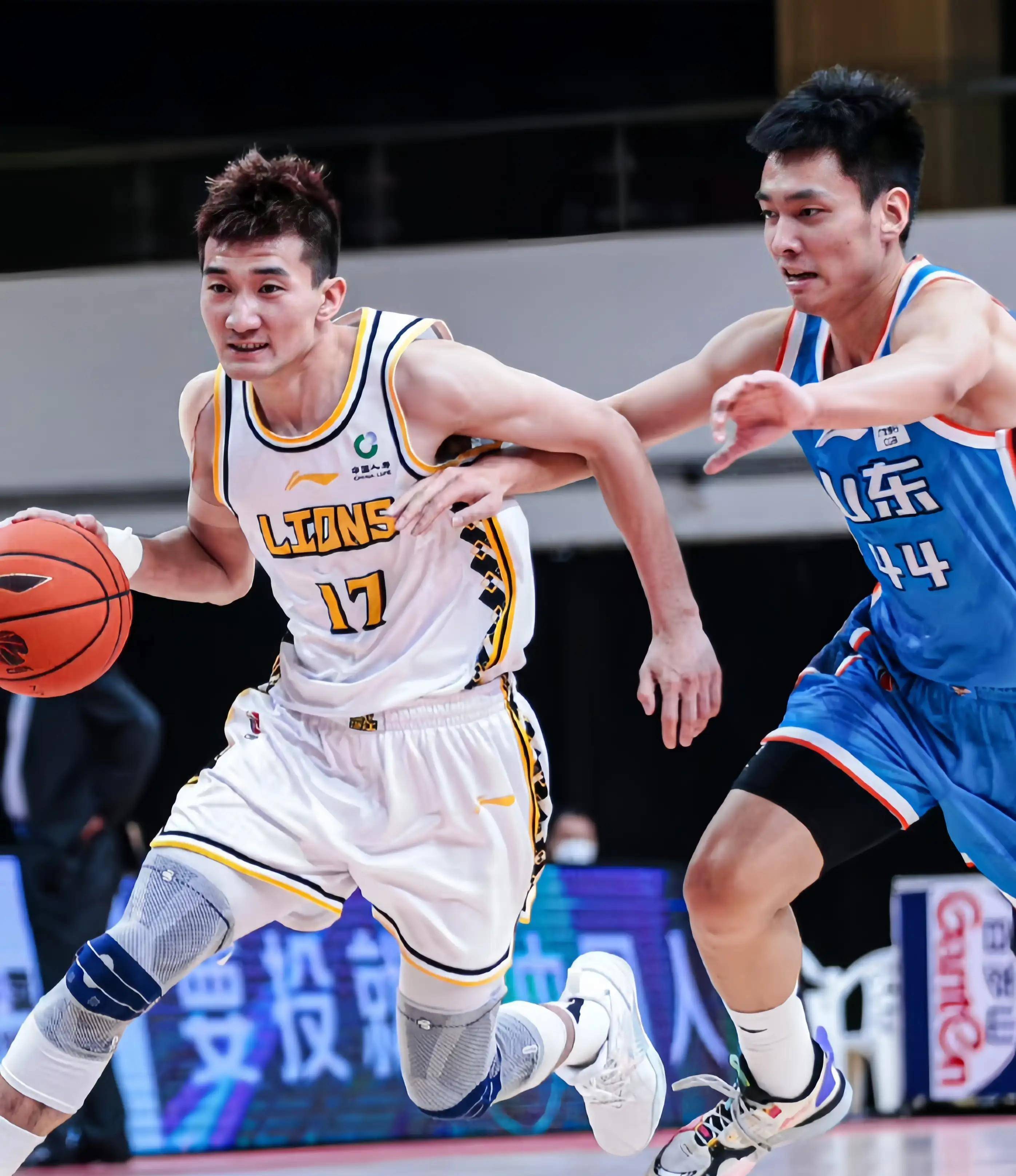 并激发全队 并激发全队